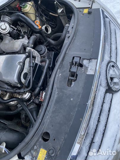 Volkswagen Touareg 2004г мотор 2,5td по запчастям