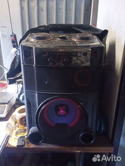Колонка lg x boom 1000 ватт