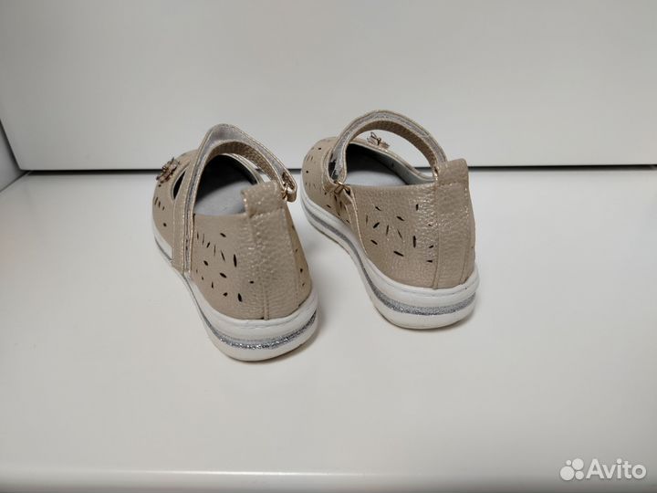 Туфли для девочки разм. 26