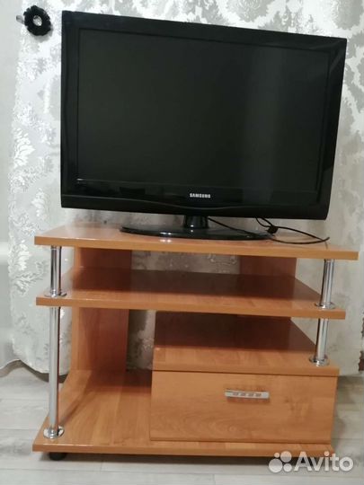 Тумба под телевизор