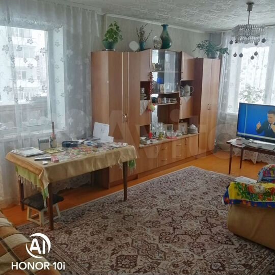 5-к. квартира, 90 м², 6/9 эт.