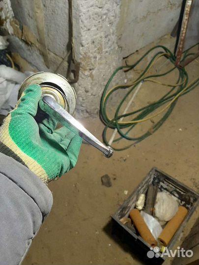 Продаю лампфару на уазик регулируемую