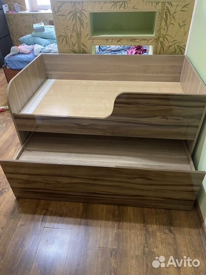 Кровать выдвижная на два спальных места