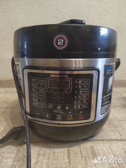 Мультиварка скороварка Redmond RMC-PM400 5 литров
