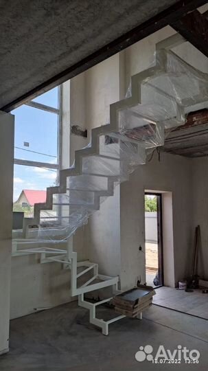 Лестница в дом. Металлокаркас