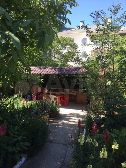 Комната 18 м² в 1-к., 1/2 эт.