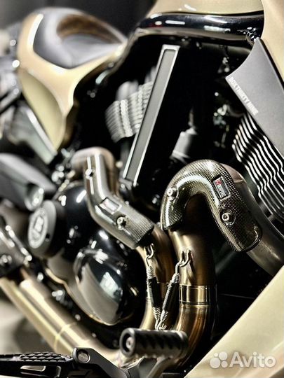 Harley Davidson V-Rod Giotto 18