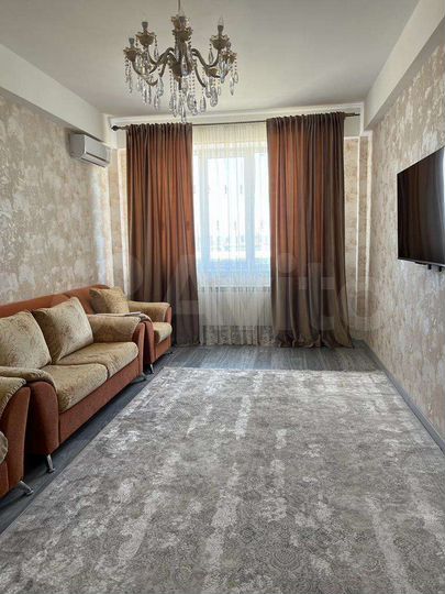 2-к. квартира, 85 м², 6/10 эт.