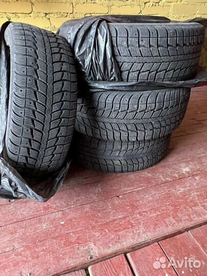 Federal Himalaya WS2 205/55 R16 94T
