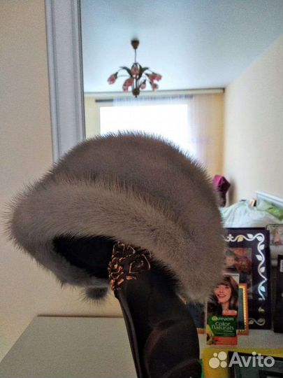 Шапка женская. Норка