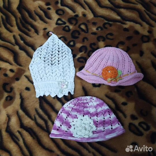 Шапки, чепчики, варежки