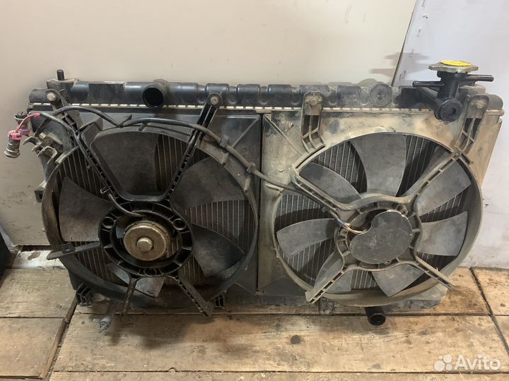 Радиатор б/у Чери Тигго Т11 Chery Tiggo T11