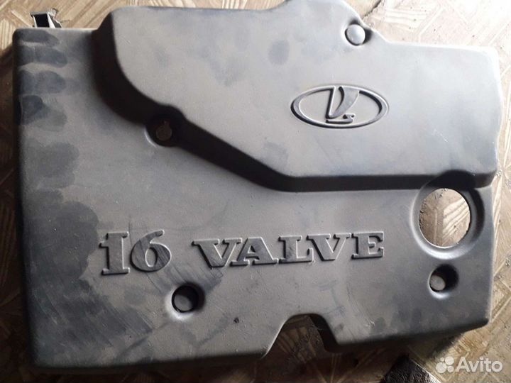 Декоративная клапанная крышка