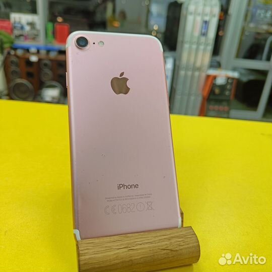 iPhone 7, 32 ГБ