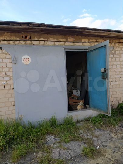 Гараж, > 30 м²