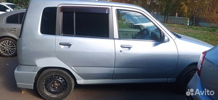 Nissan Cube 1.3 AT, 2001, 250 000 км