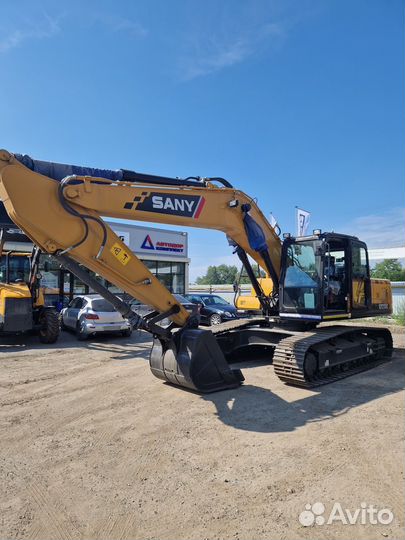 Гусеничный экскаватор Sany SY215C, 2024