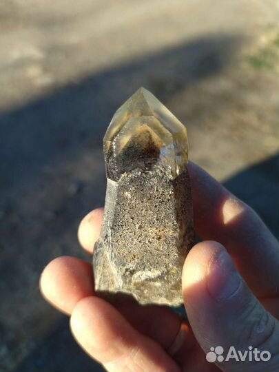 Кварц, волосатик, морион, аметист