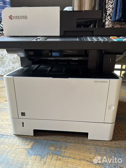 Принтер сканер копир лазерный цветной