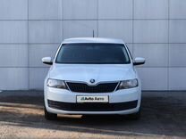 Skoda Rapid 1.6 AT, 2019, 132 907 км, с пробегом, цена 1 349 000 руб.