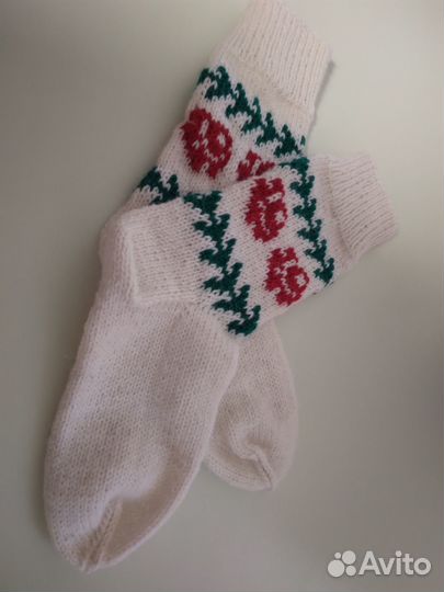 Вязанные носки ручной работы