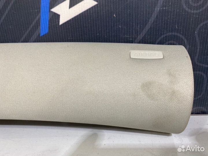 Обшивка салона правая Volkswagen Passat Variant B6