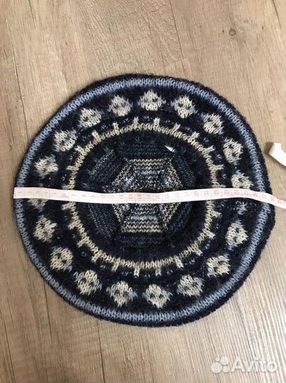 Берет женский из исландской шерсти