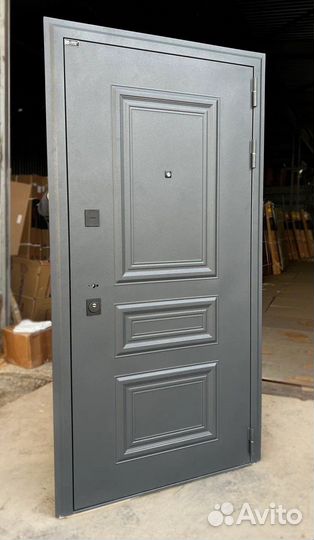 Дверь входная металлическая
