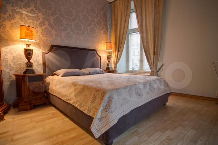 2-к. квартира, 90 м², 2/5 эт.