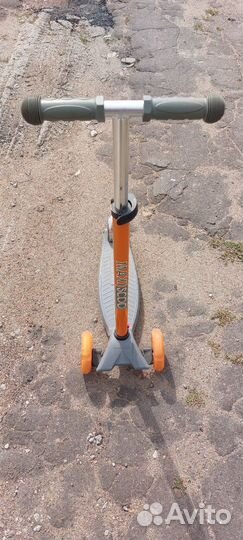 Самокат детский трехколесный