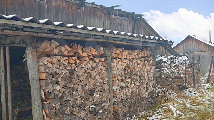 Дом 63 м² на участке 6 сот.