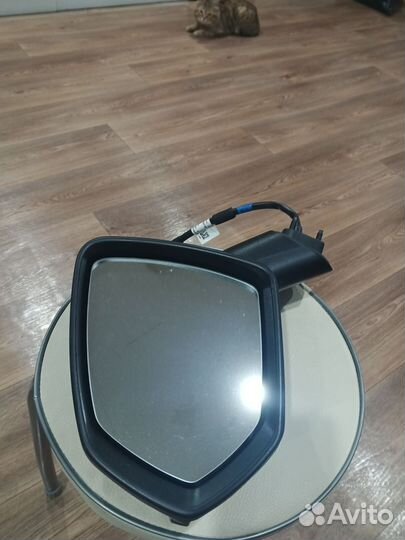 Haval jolion зеркало