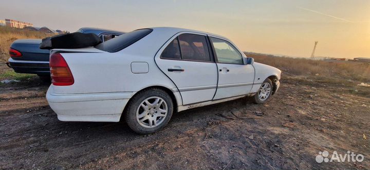 Mercedes-benz C200 W203,202 гбц коленвал