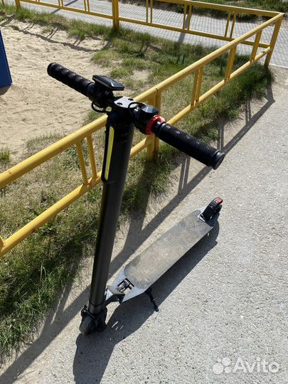 Электросамокат iconbit