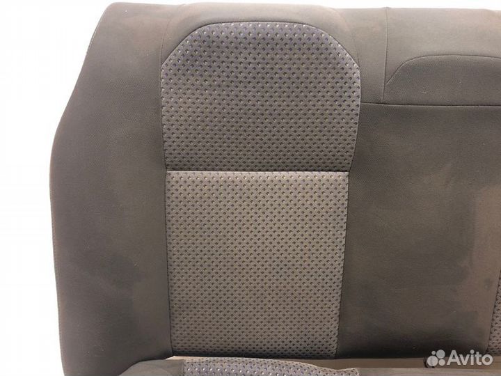 Сиденье заднее Subaru Impreza GD 2000 - 2007
