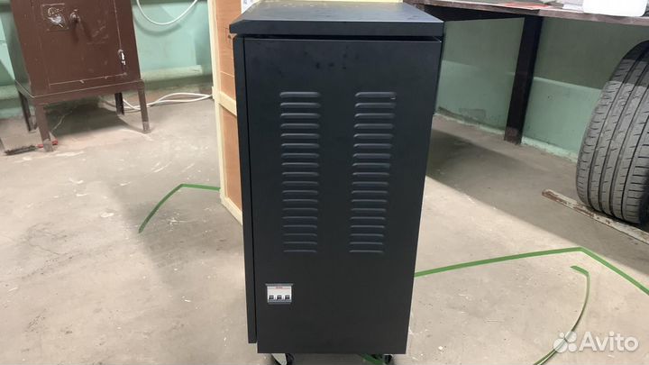 Стабилизатор напряжение трехфазный 30 кВт Ресанта