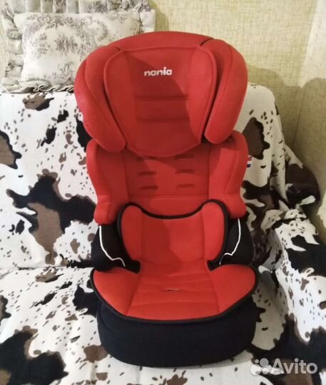 Автомобильное кресло