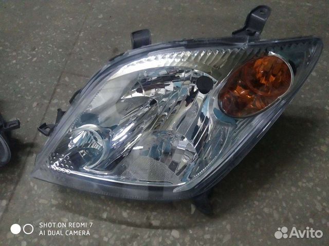 Фары Тойота Ист 02-05 г.в