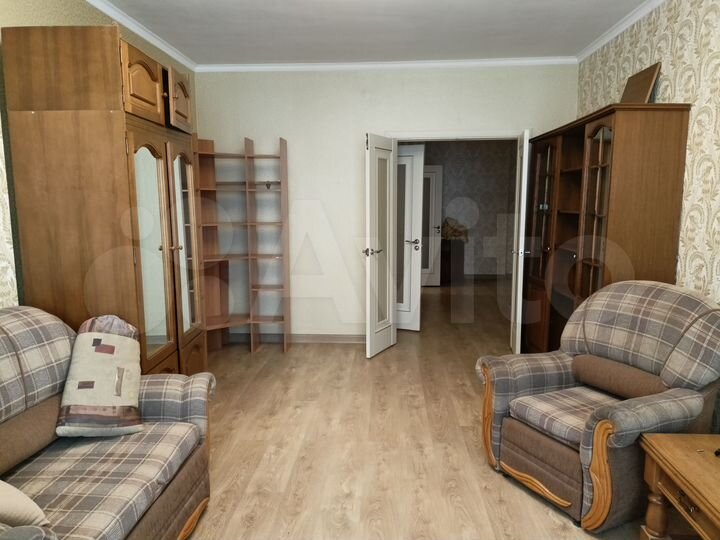 1-к. квартира, 63 м², 8/15 эт.