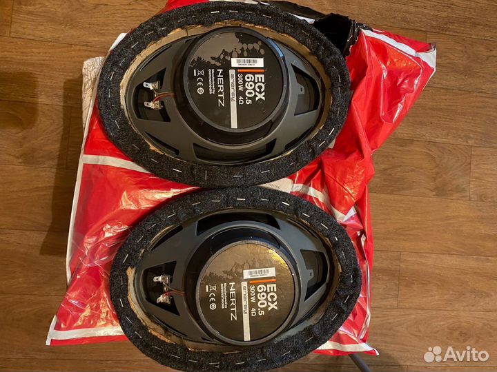 Hertz ECX 690.5 300W