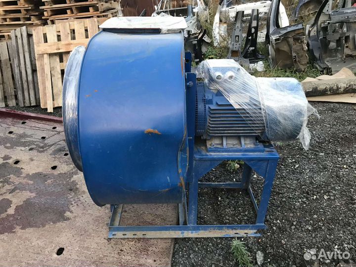 Вентилятор улитка (двигатель синхронный)