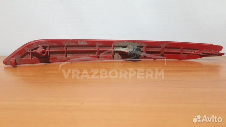 Отражатель в бампер задний правый Hyundai Elantra