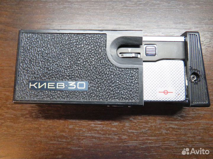 Узкоплёночный фотоаппарат 