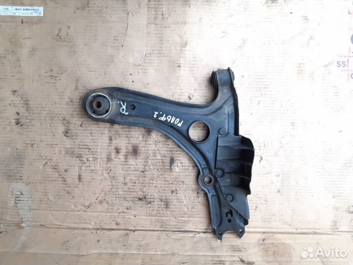 Рычаг передний Фольксваген Гольф 2