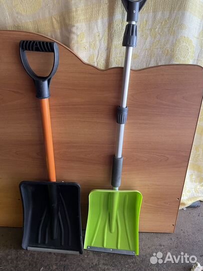 Лопата для снега автомобильная