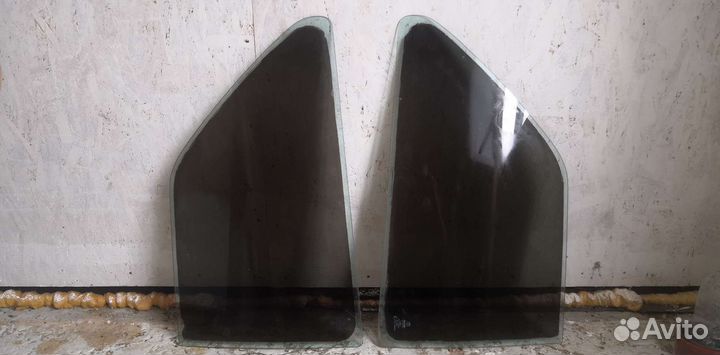 Стекло боковое bmw e30