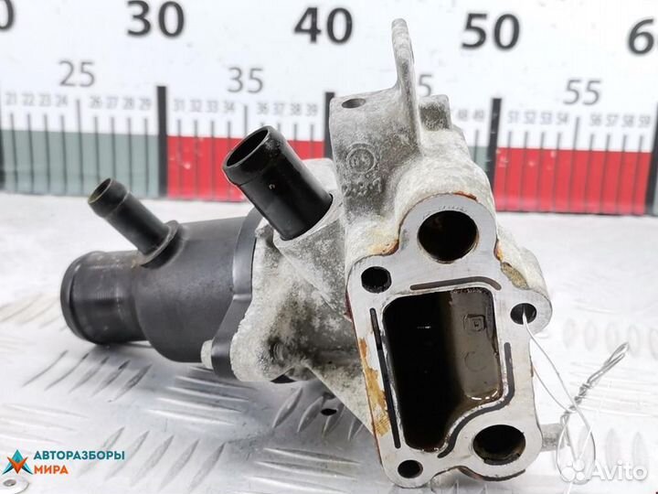 Корпус термостата Dacia Sandero 2009 8200561420