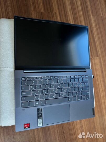 Lenovo yoga Slim 7