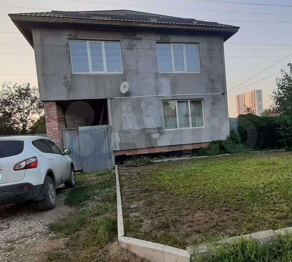Дом 192 м² на участке 4,3 сот.