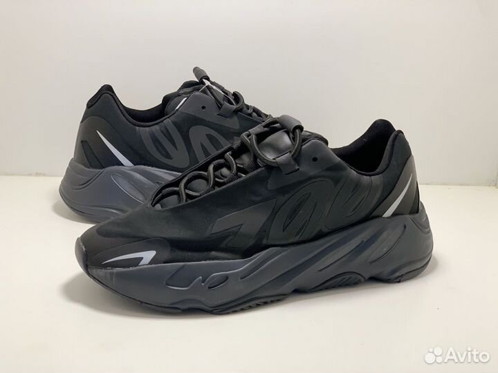 Кроссовки Adidas Yeezy Boost 700 mnvn (с41 по 43)